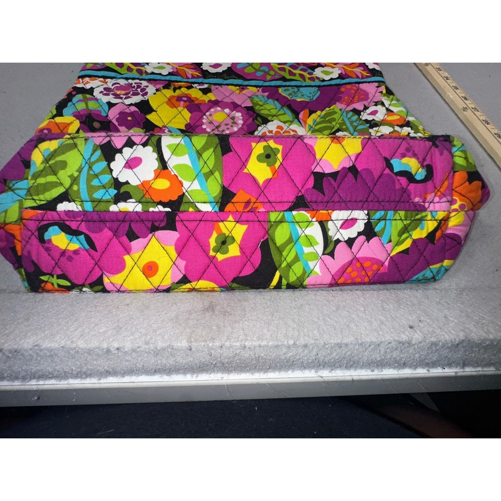 Vera Bradley Rhythm and Blues Floral Quilted Cotton Tote Shoulder Bag Toggle - Picture 4 of 10